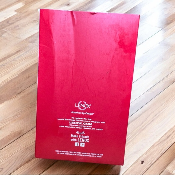 Lenox Porcelain Heavenly Angel Ornament with Box 🎁 - Picture 4 of 11